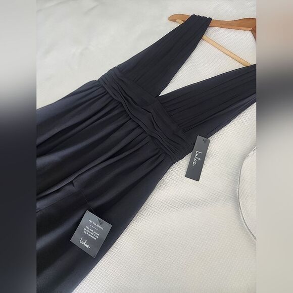 Lulu's Black Sleeveless V-Neck Sundress Front Slit New With Tags - Picture 7 of 11